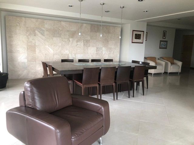 36, Avenida Porton de las Flores, 003, Lomas Country Club, 52779 con 3 Recámaras, 3 Baños, 273 Metros Cuadrados y 2 Puestos de Estacionamiento 36, Avenida Porton de las Flores, 003, Lomas Country Club, 52779 con 3 Recámaras, 3 Baños, 273 Metros Cuadrados y 2 Puestos de Estacionamiento